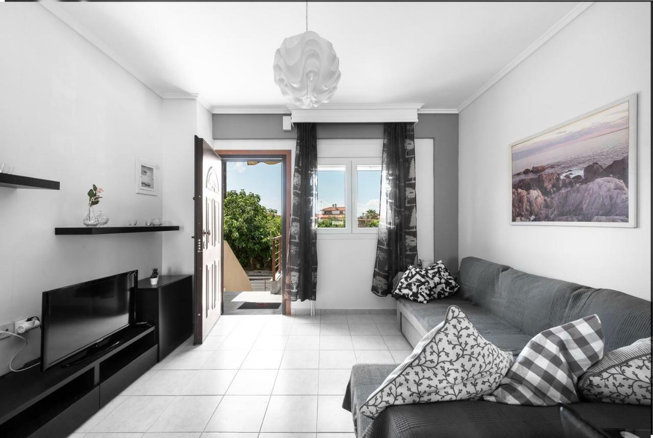 Nikiti Maisonette On The Beach By Luxlikehome Exterior photo