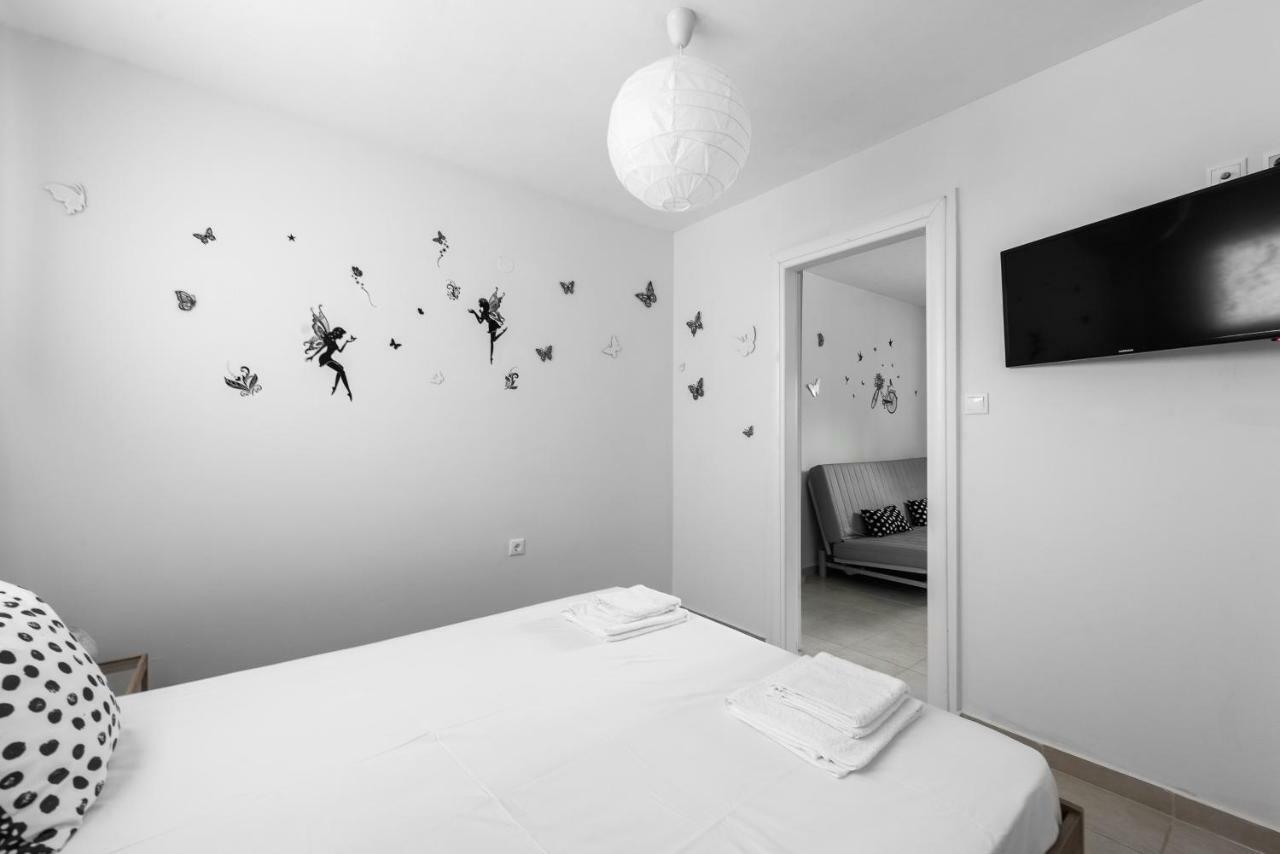 Nikiti Maisonette On The Beach By Luxlikehome Exterior photo